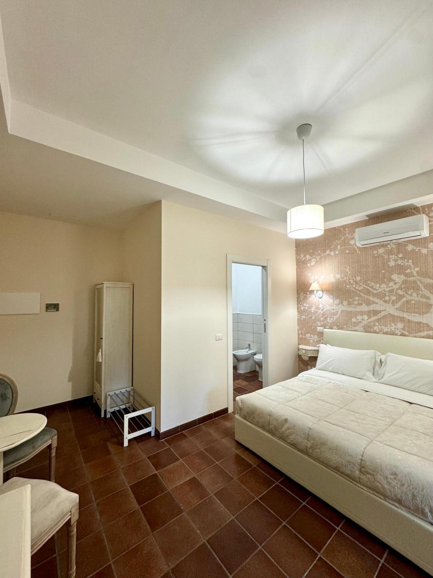 Guest house La Magnolia 140 Fiumicino